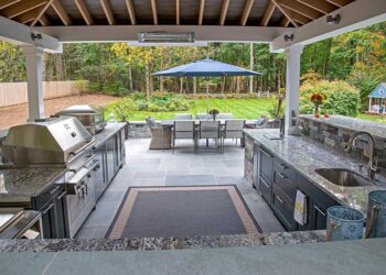 A Simple Guide to Building an Outdoor Kitchen with a Ceramic Grill